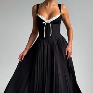 Elegant Black Midi Dress